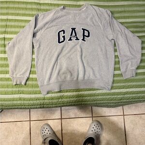 GAP Light Gray Crewneck Sweatshirt